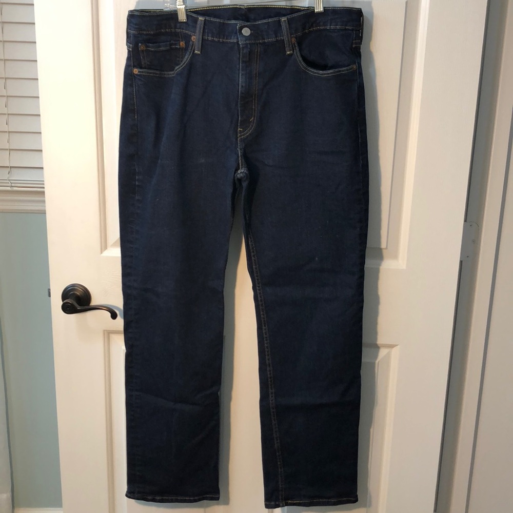 Levi’s dark wash 514 straight leg jeans 38W 32L